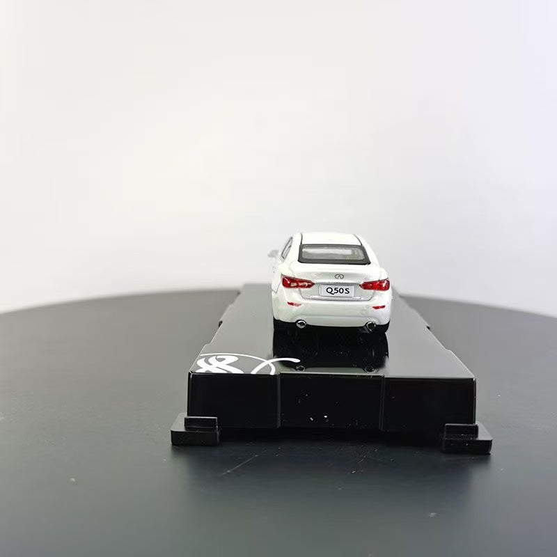 Infiniti Q50S Diecast Model Cars 1/64 (White)