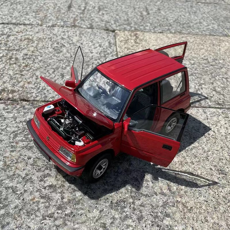 Suzuki Vitara/Escudo SUV Diecast Metal Cars 1/18 Scale (Red)