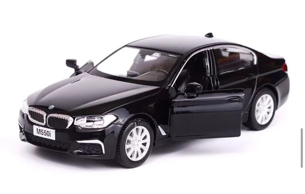 BMW M5 M550i Sedan 1:36 Scale Cars