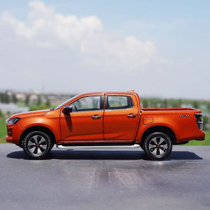 2021 Orange ISUZU D-MAX Pickup 1:18 Car Model