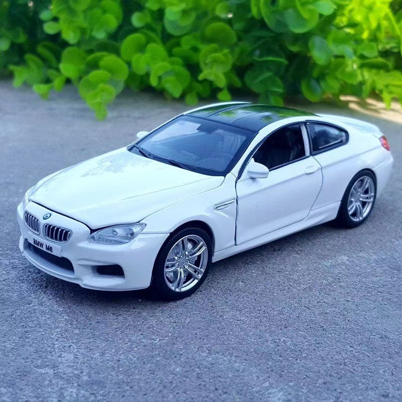 BMW M6 Coupe Diecast Model 1:32 Scale (White)