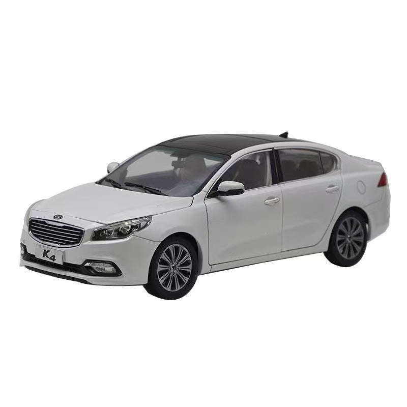 Kia K4 / Cachet Diecast Car Model 1:18 Scale (White or Silver)