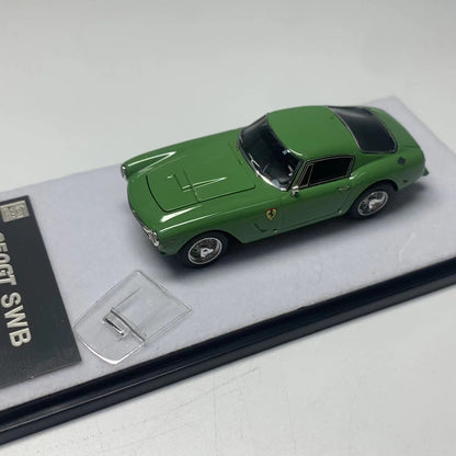 Ferrari 250 GTO Sports Car 1:64 Scale Models Resin (Green)