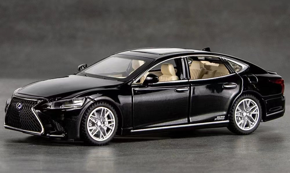 Lexus LS500h Sedan 1/32 Diecast Model (Black)