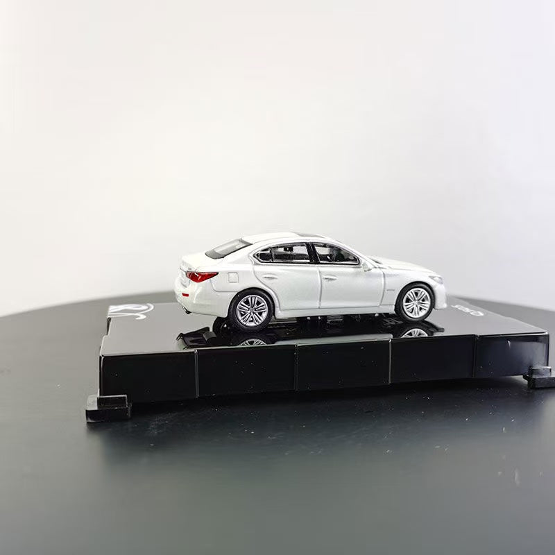 Infiniti Q50S Diecast Model Cars 1/64 (White)