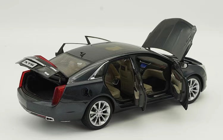 2014 Cadillac XTS 1:18 Model Cars (Black)