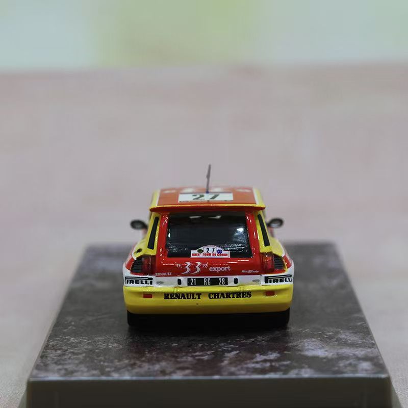 Renault 5 MAXI Turbo #27 Sedan 1:64 Model (Yellow and Red)