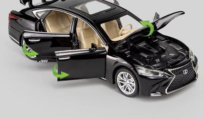 Lexus LS500h Sedan 1/32 Diecast Model (Black)