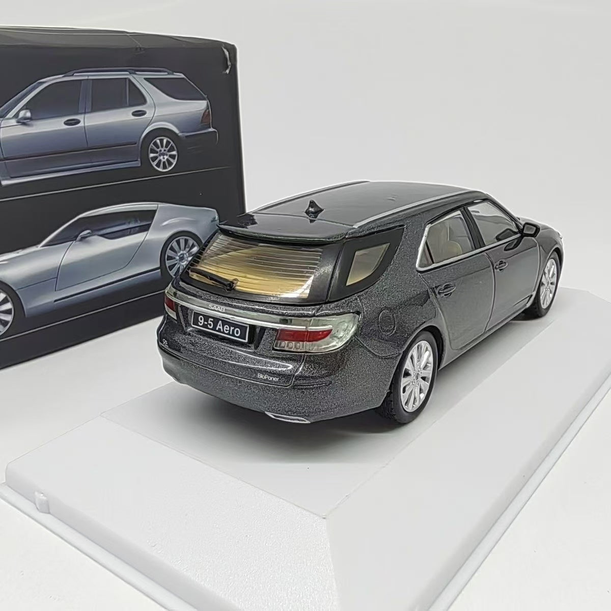 2012 Saab 95 Sedan 1:43 Scale Model Cars (Black)