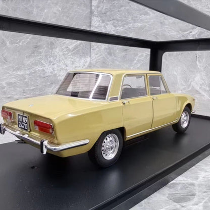 MITICA 1971 Alfa Romeo 2000 Berlina Yellow Giallo Piper 116 1:18 Model Cars